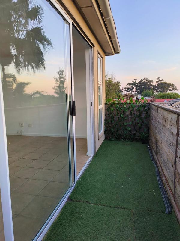 To Let 2 Bedroom Property for Rent in Goedemoed Western Cape